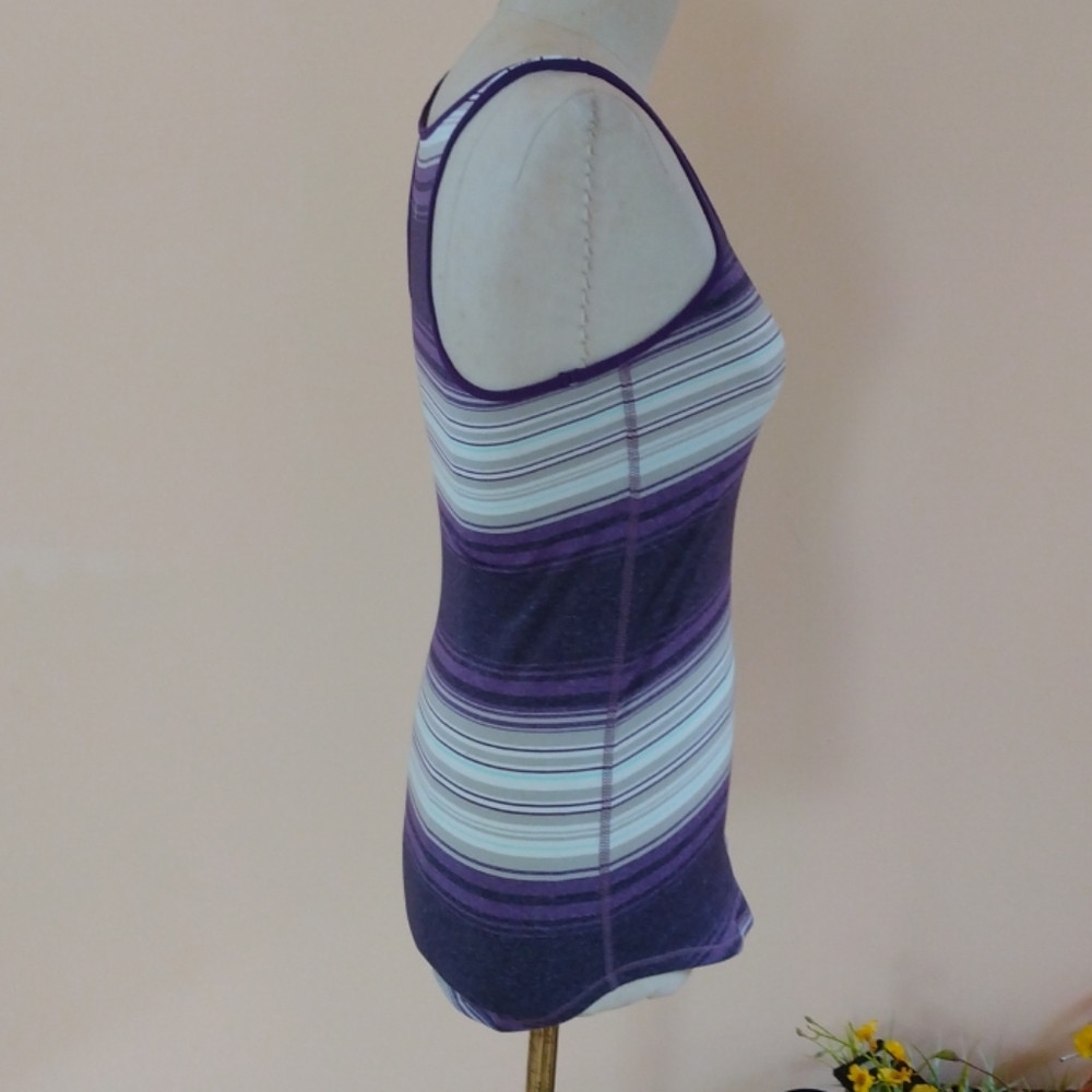 Lululemon Tank Top. - Picture 3 of 5